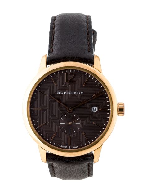 Burberry's Classic Round Watch 